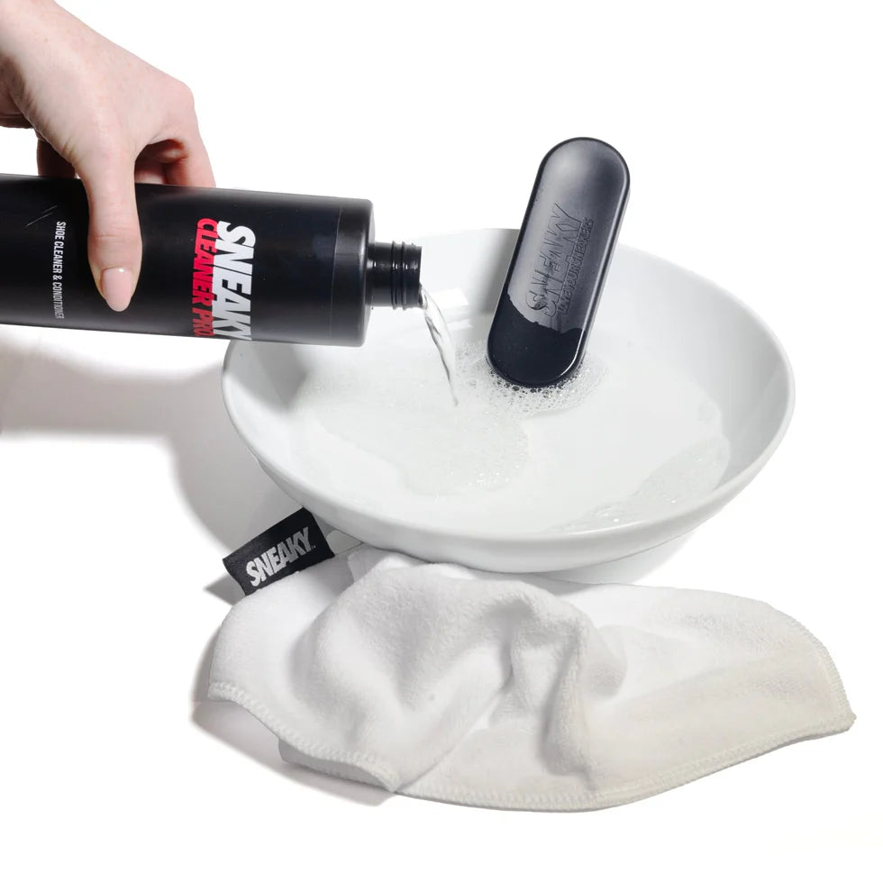 Sneaky Cleaner Pro - Shoe Cleaner & Conditioner