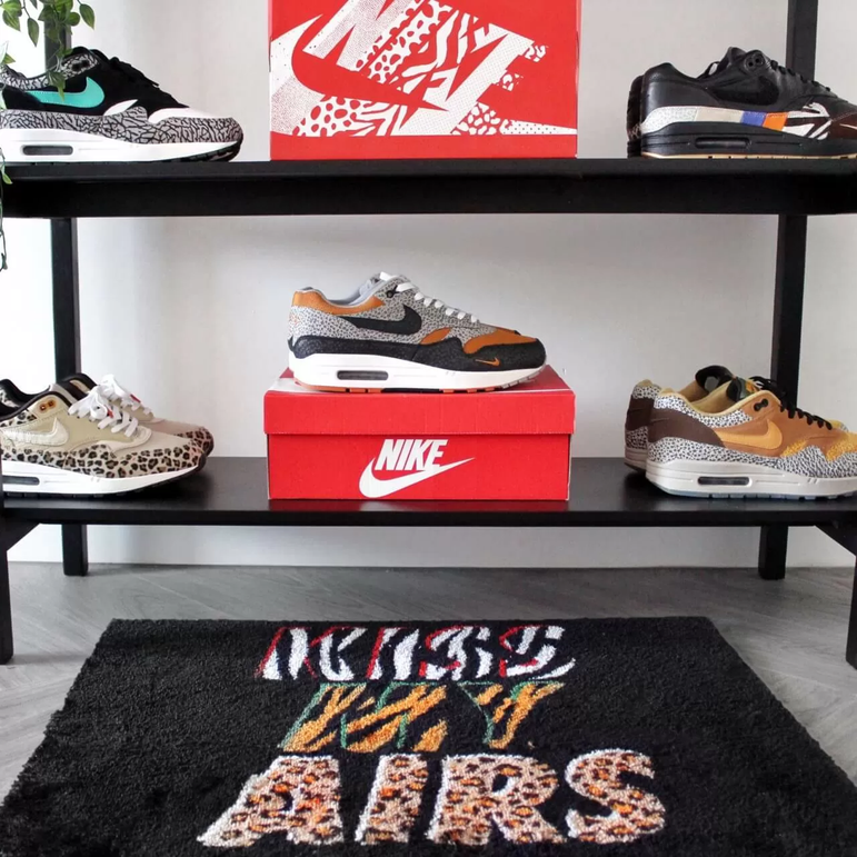 Sneaker Mat - Kiss My Airs (Animals)