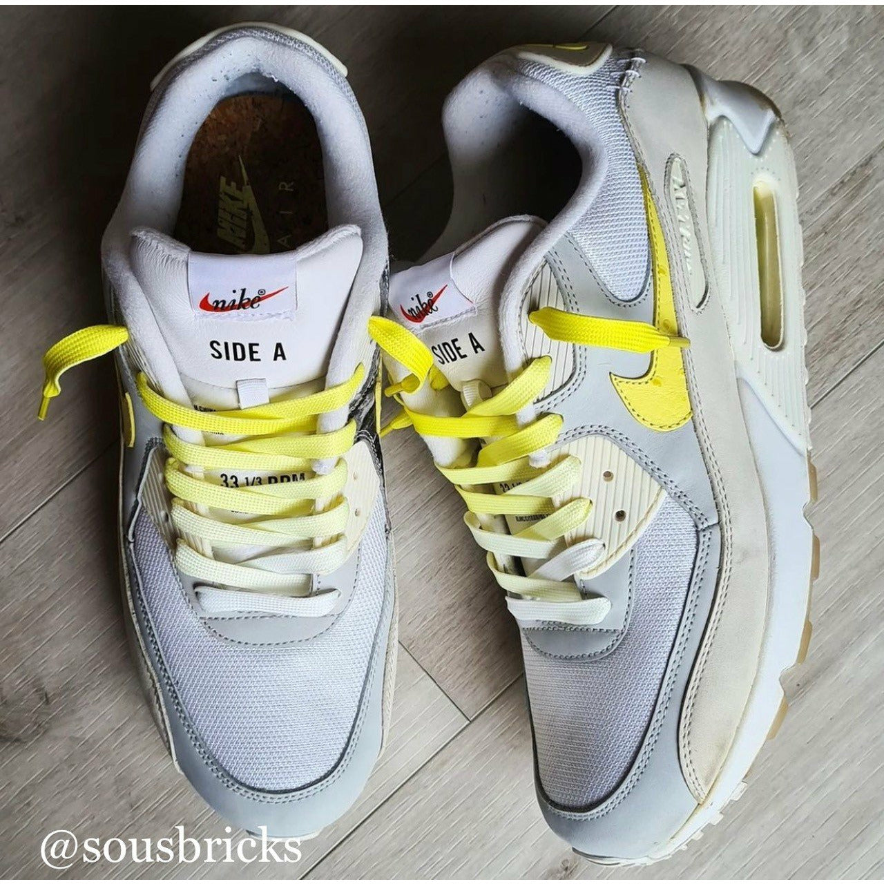 Nike yellow sale laces
